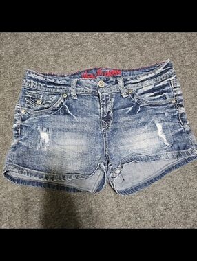 Wallflower Y2K Low Rise Distressed Acid Wash Denim Mini Shorts Size 11